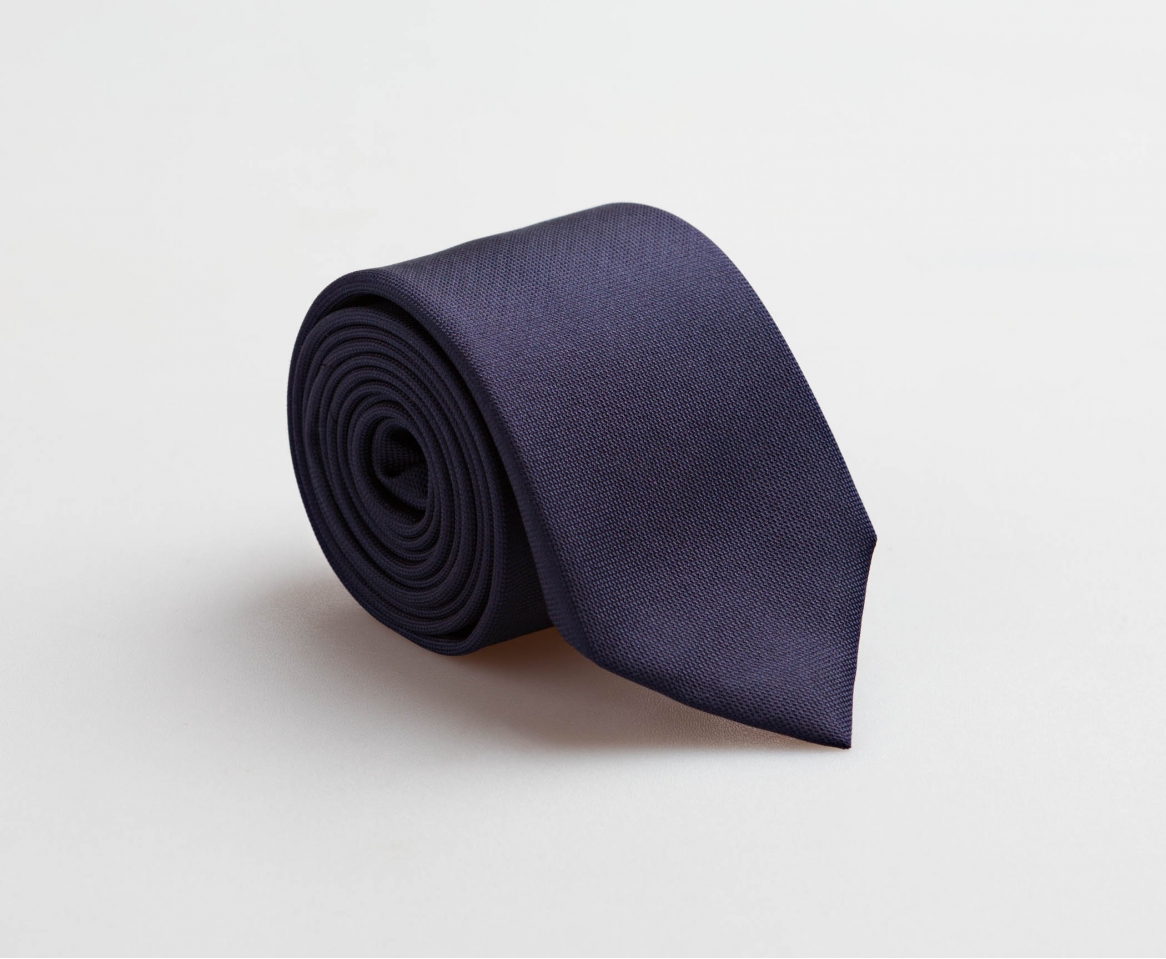 de Soprano color azul marino Corbata de seda con diseño de críquet 